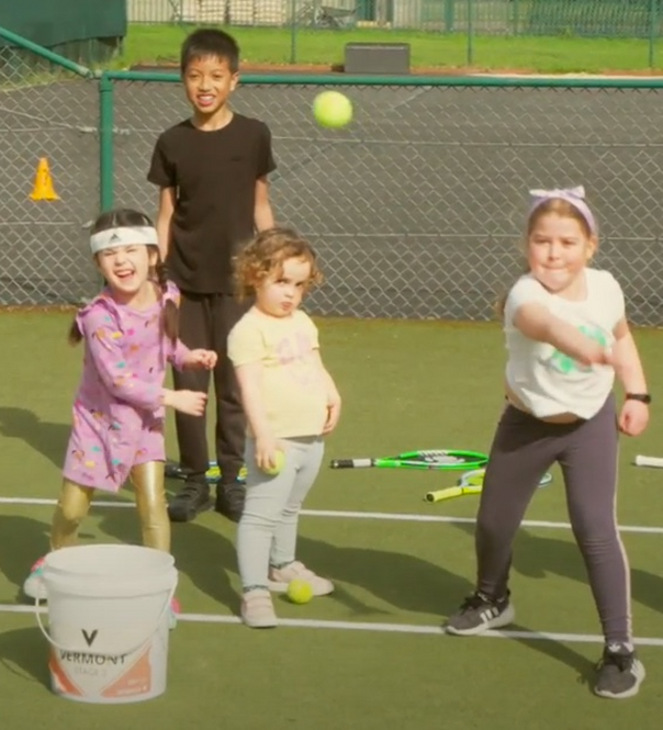 JUNIOR PADEL TASTER DAYS